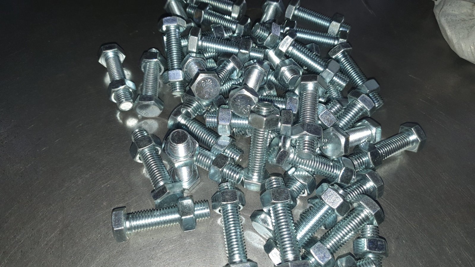 M16 × 50mm Grade 8.8 Hex Bolt – High Strength Structural Bolt